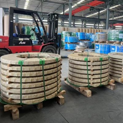 Soğuk olarak yuvarlanmış SUS316Ti Paslanmaz Çelik Şerit/ SS 31668 DIN1.4571 Ba/2B 8K/Hl Yüzeyi 0.5*100mm ile Bobin