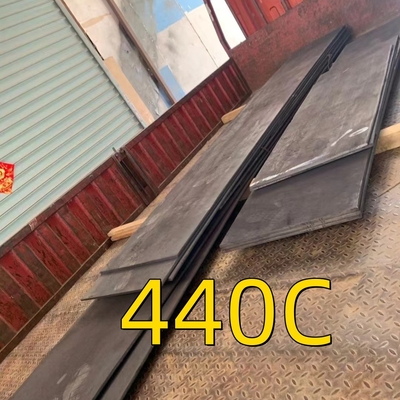 SUS440C paslanmaz çelik düz levha çubuğu boyutu 30MM X 115 X 2METRE Sıcak olarak yuvarlanmış 9Cr18Mo 440C