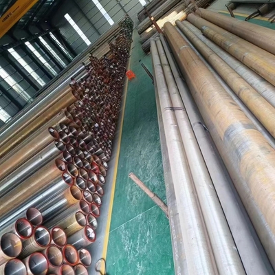 Alaşımlı Dikişsiz Çelik Boru 48x5mm ASTM A-335 Sınıf T5 P5 Sch40 ASME B36.10M L = 6000mm