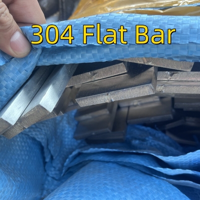 ASTM A276 TP304 Paslanmaz Çelik Düz Çubuk SS304 Düz Çubuk 65*10*6000MM Saç çizgisi yüzeyi