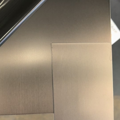 304 fırçalanmış gri mat Pvd Titanyum paslanmaz çelik levhası 0.85*1220*2440mm Pvc 7c koruyucu film filmi ile