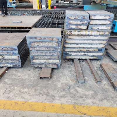 Karbon çelik plaka Q235B Q345B Sıcak lastikli çelik plaka Kırpık kare plaka kesme