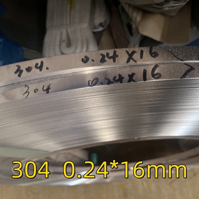 Inox 1.4301 Paslanmaz Çelik Bobin 304 SS Bobin 2B Yüzey 304 Soğuk Lastikli Paslanmaz Çelik Çizgi Bobin