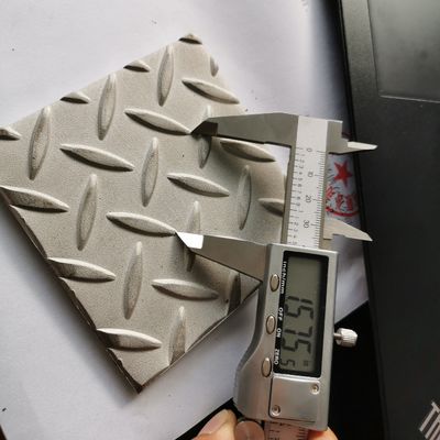 Paslanmaz 304 Vastrap Damalı Plaka 5mm Astm A793 Haddelenmiş Zemin Plakası
